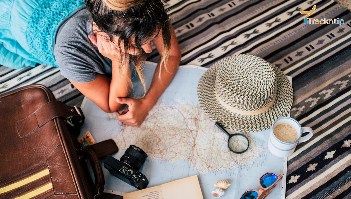 tips for traveling alone